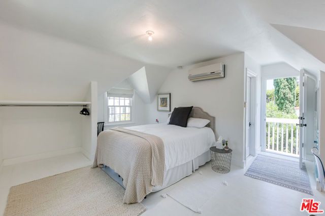 10736 Le Conte Avenue, Los Angeles, CA 90024