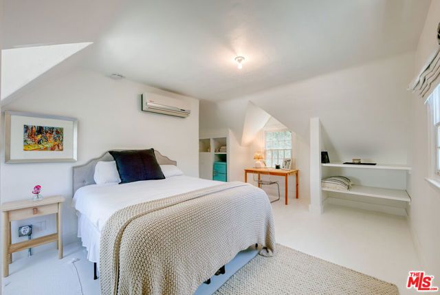 10736 Le Conte Avenue, Los Angeles, CA 90024