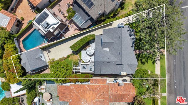 10736 Le Conte Avenue, Los Angeles, CA 90024