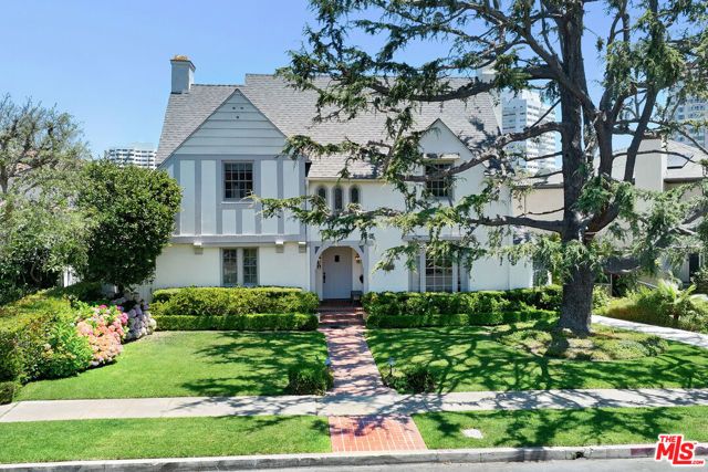 10736 Le Conte Avenue, Los Angeles, CA 90024