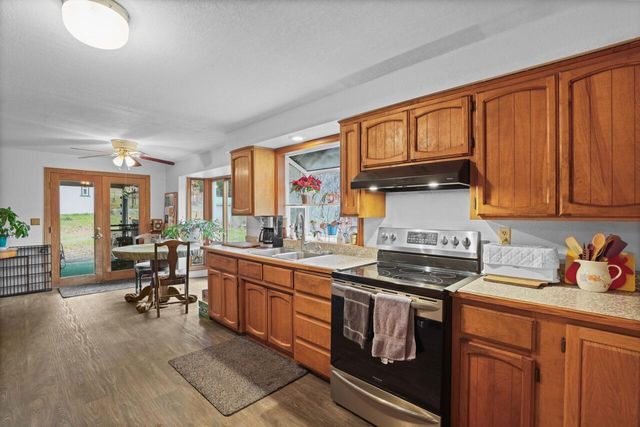 431 Murphy Gulch Road, Rogue River, OR 97537