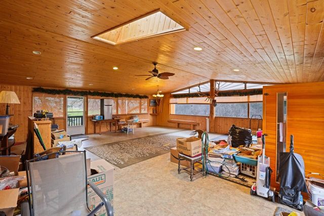 431 Murphy Gulch Road, Rogue River, OR 97537