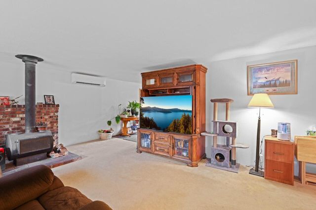 431 Murphy Gulch Road, Rogue River, OR 97537