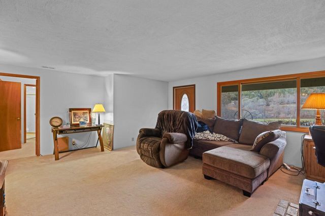 431 Murphy Gulch Road, Rogue River, OR 97537