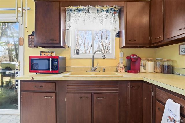 11106 Main Road, Fenton, MI 48430