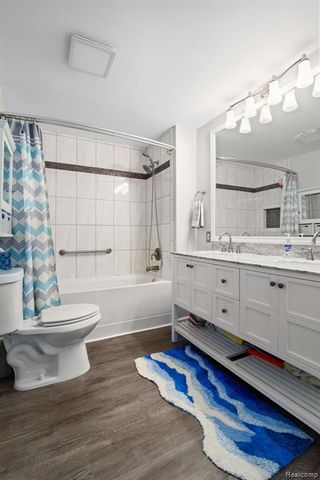 11106 Main Road, Fenton, MI 48430