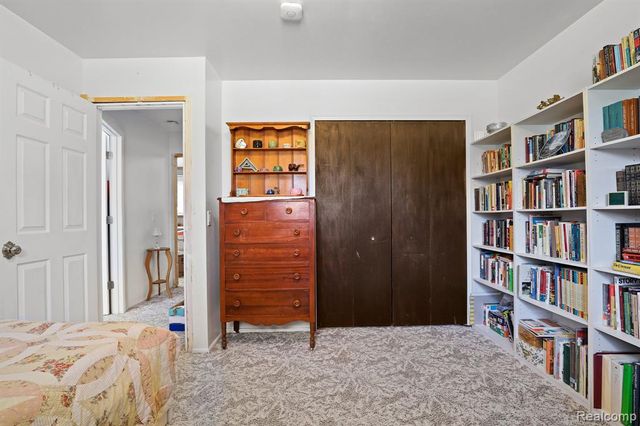 11106 Main Road, Fenton, MI 48430