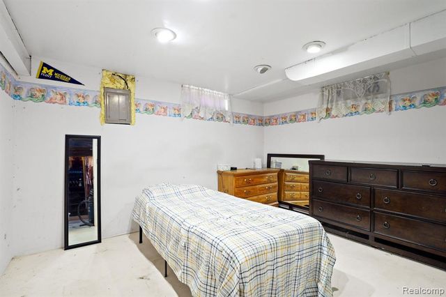 11106 Main Road, Fenton, MI 48430