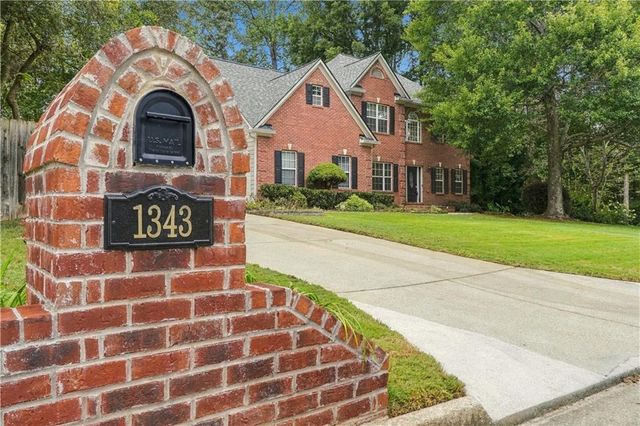 1343 Windsor Glen Drive, Douglasville, GA 30134