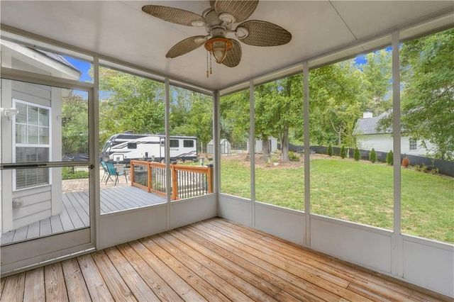 1343 Windsor Glen Drive, Douglasville, GA 30134