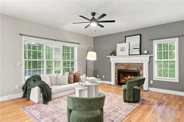 1343 Windsor Glen Drive, Douglasville, GA 30134