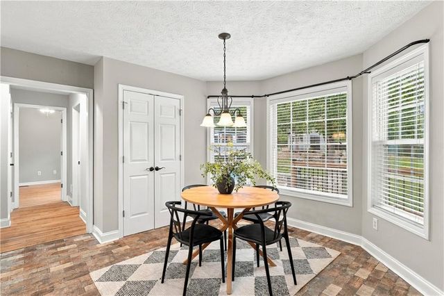 1343 Windsor Glen Drive, Douglasville, GA 30134