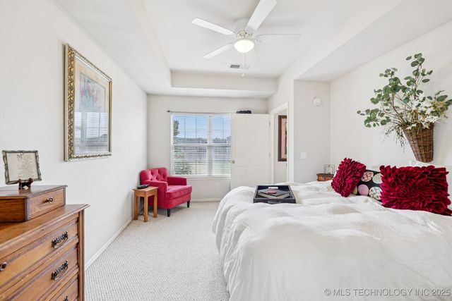 9617 N 101ST East Avenue, Owasso, OK 74055