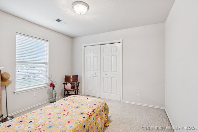 9617 N 101ST East Avenue, Owasso, OK 74055
