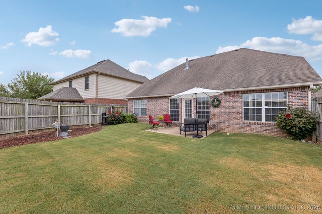9617 N 101ST East Avenue, Owasso, OK 74055