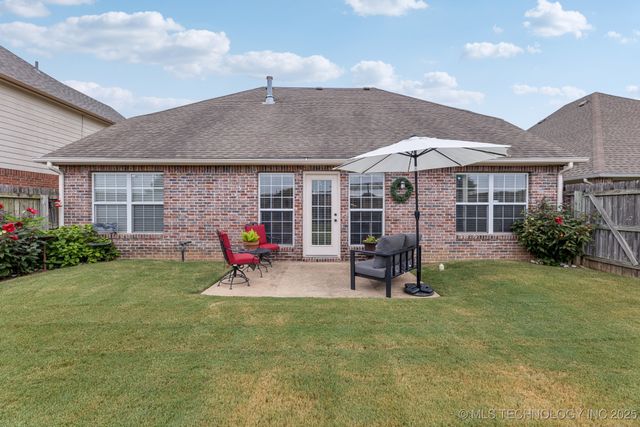 9617 N 101ST East Avenue, Owasso, OK 74055