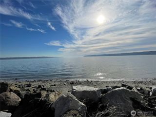 22 H S Beach Drive, Hat Island, WA 98206