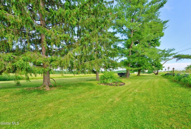 520 McChesney Ave Extension, Brunswick, NY 12180