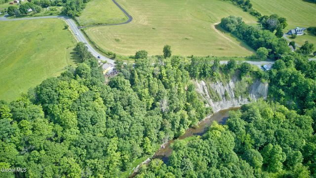 520 McChesney Ave Extension, Brunswick, NY 12180