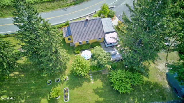 520 McChesney Ave Extension, Brunswick, NY 12180