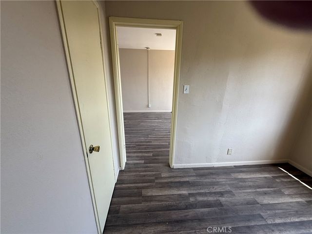 7819 S Hoover, Los Angeles, CA 90044
