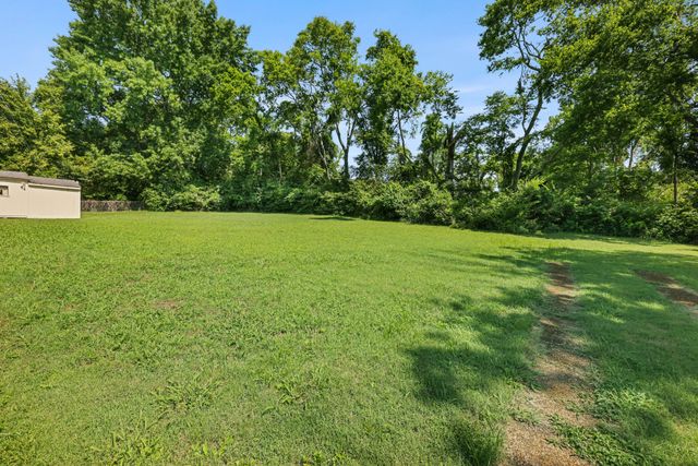 2820 Windemere Dr, Nashville, TN 37214