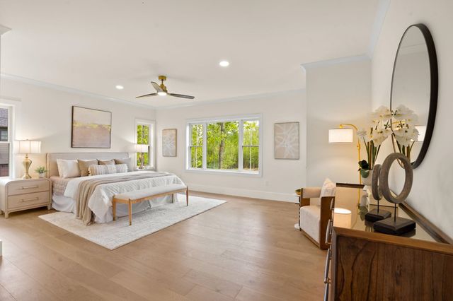 32 Colby Farm Road, Chester, NH 03036