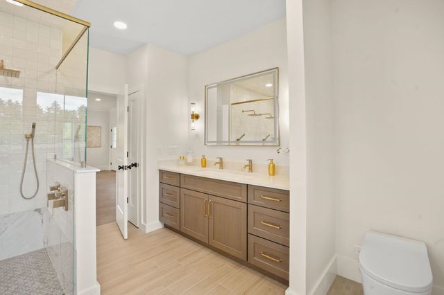 32 Colby Farm Road, Chester, NH 03036