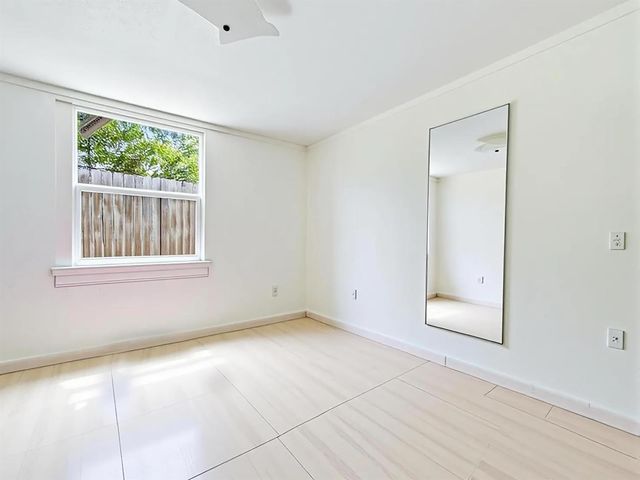 5509 W Garden Avenue, West Palm Beach, FL 33405