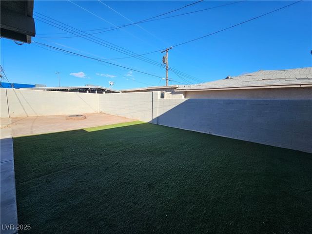 6312 Hobart Avenue, Las Vegas, NV 89107