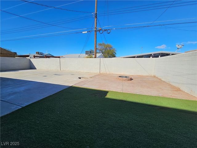 6312 Hobart Avenue, Las Vegas, NV 89107