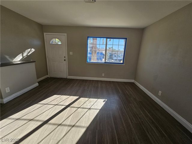 6312 Hobart Avenue, Las Vegas, NV 89107