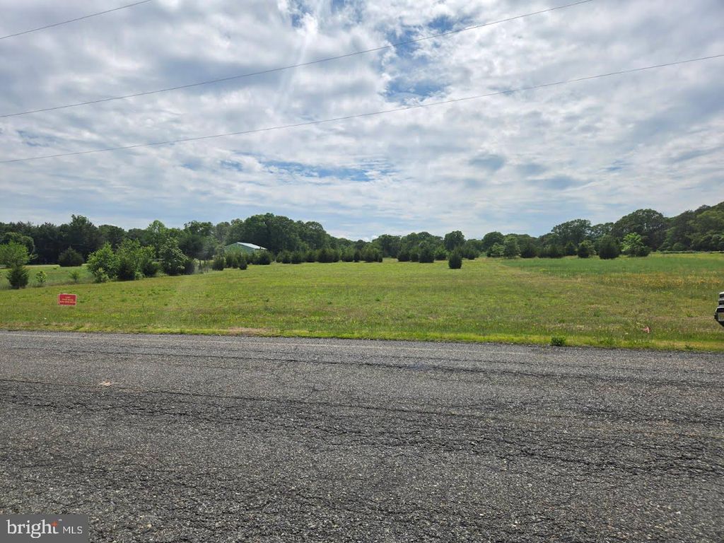 814 N CHEW RD, HAMMONTON, NJ 08037 — photo 2