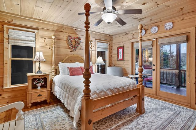 99 Dustin Drive S, Ellijay, GA 30540