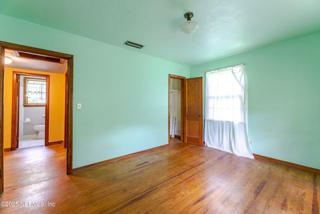 2648 BARRETT Road, Jacksonville, FL 32246