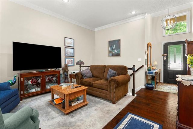 4446 S Davidson Drive, Independence, MO 64055
