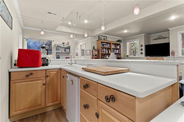 4446 S Davidson Drive, Independence, MO 64055