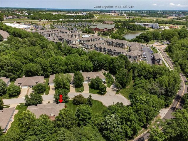 4446 S Davidson Drive, Independence, MO 64055