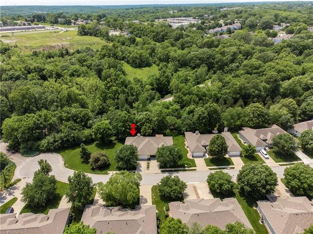 4446 S Davidson Drive, Independence, MO 64055