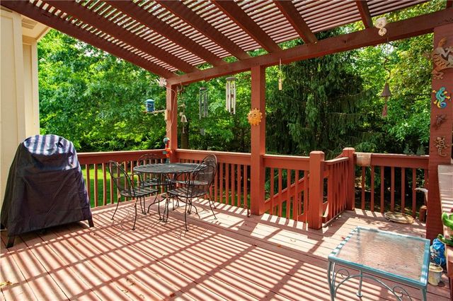 4446 S Davidson Drive, Independence, MO 64055