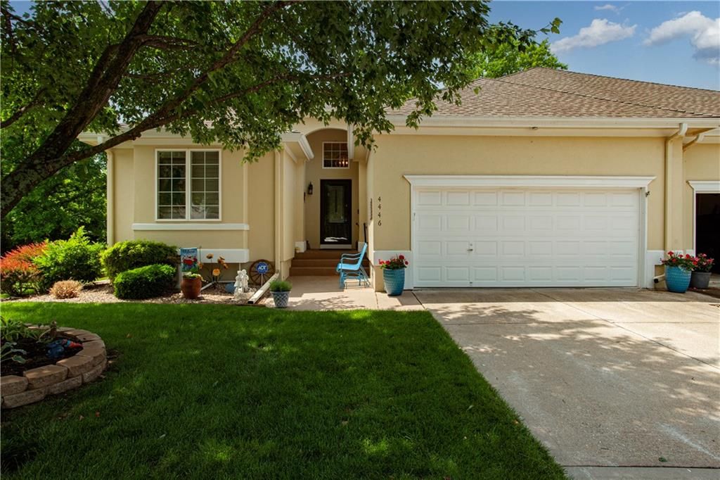 4446 S Davidson Drive, Independence, MO 64055