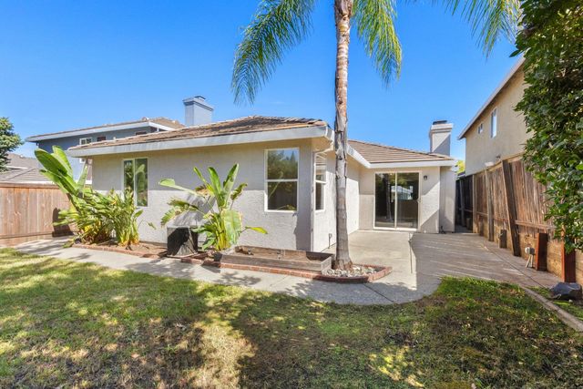533 Twinwood Loop, Roseville, CA 95678