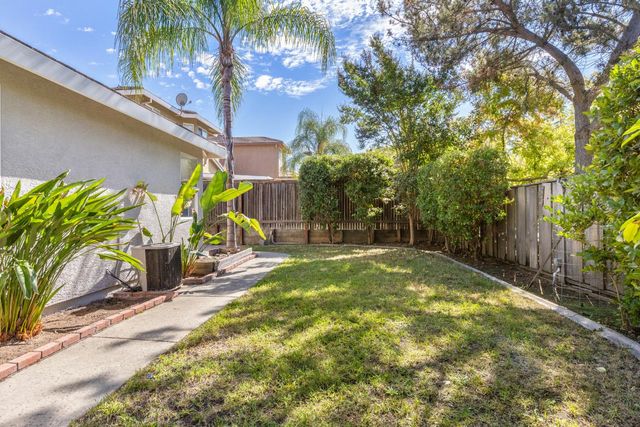 533 Twinwood Loop, Roseville, CA 95678