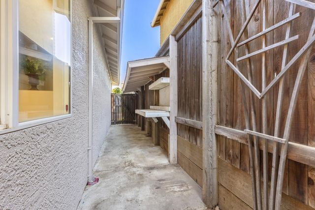 533 Twinwood Loop, Roseville, CA 95678