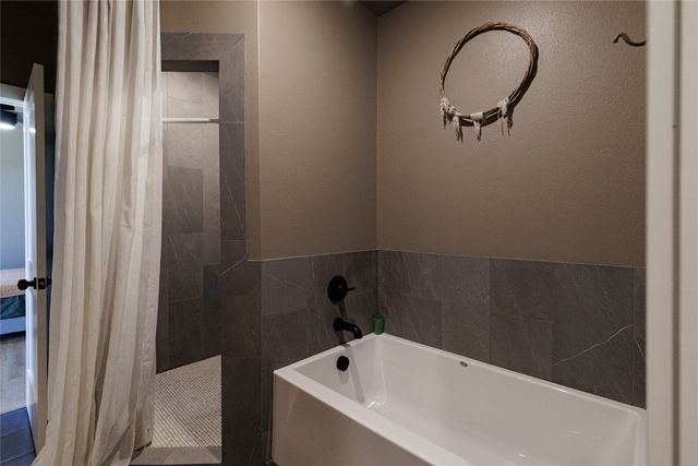 500 County Road 2745, Decatur, TX 76234