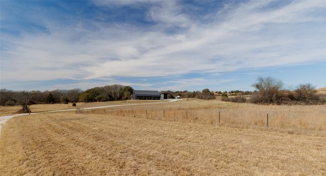 500 County Road 2745, Decatur, TX 76234