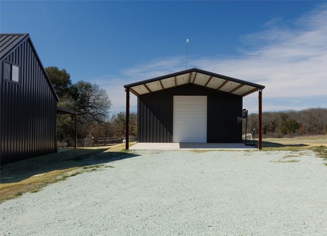 500 County Road 2745, Decatur, TX 76234