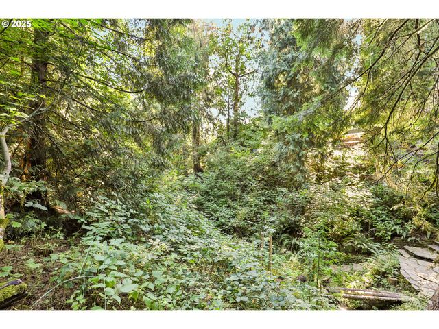 864 Se 25TH St, Gresham, OR 97080