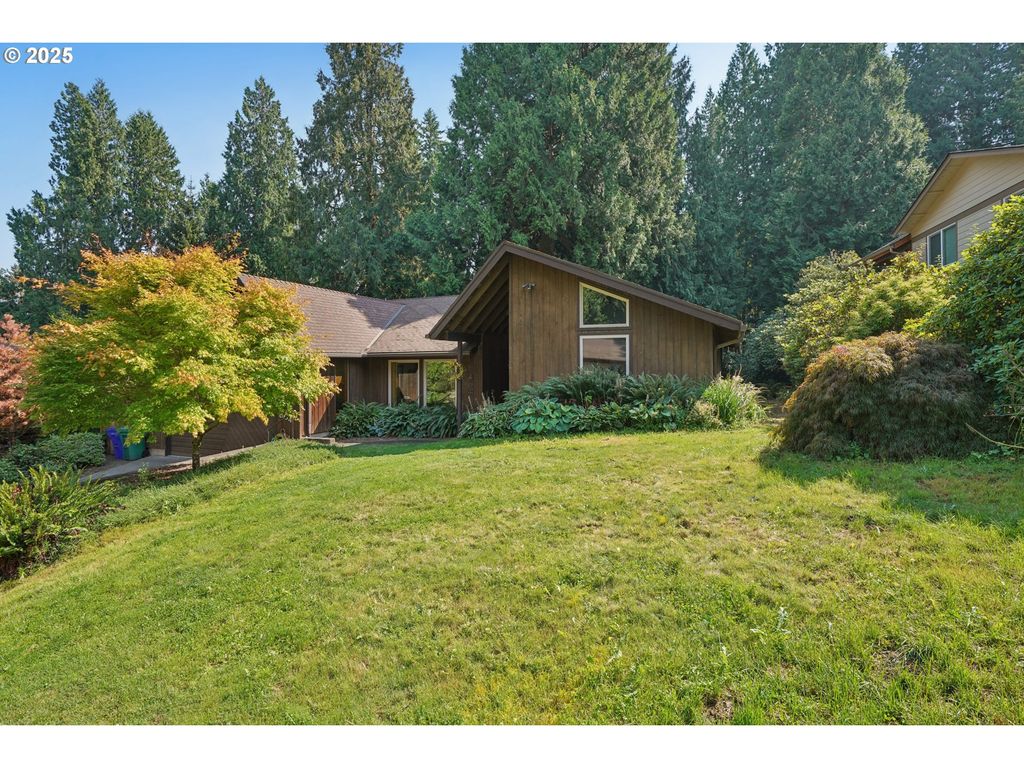 864 Se 25TH St, Gresham, OR 97080