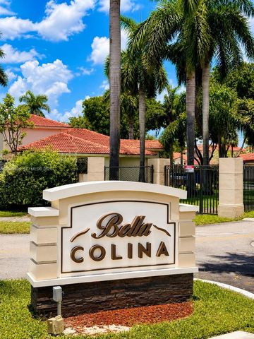 7305 NW 173rd Drive 102, Hialeah, FL 33015